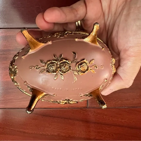 Vintage Sankyo Gold Tone Enamel Footed Egg Shape Trinket Music Box
